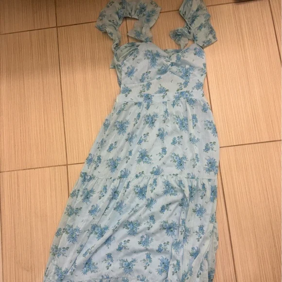 Altar'd State Light Blue Floral Tie-Shoulder Swim Coverup - Picture 1 of 3